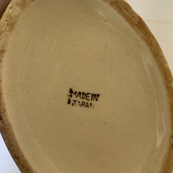 VINTAGE JAPANESE VASE | Fluted Edged Three Finger Vase with Floral Motifs - Picture 2 of 7